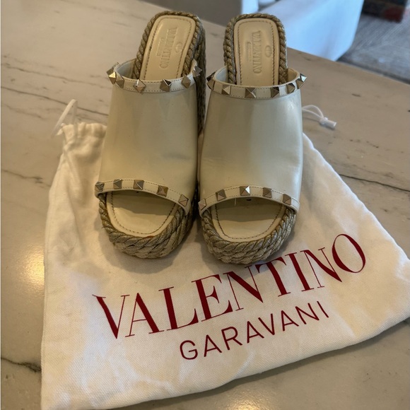 Valentino Garavani Shoes - Valentino Garavani Rockstud wedges in ivory size 38.